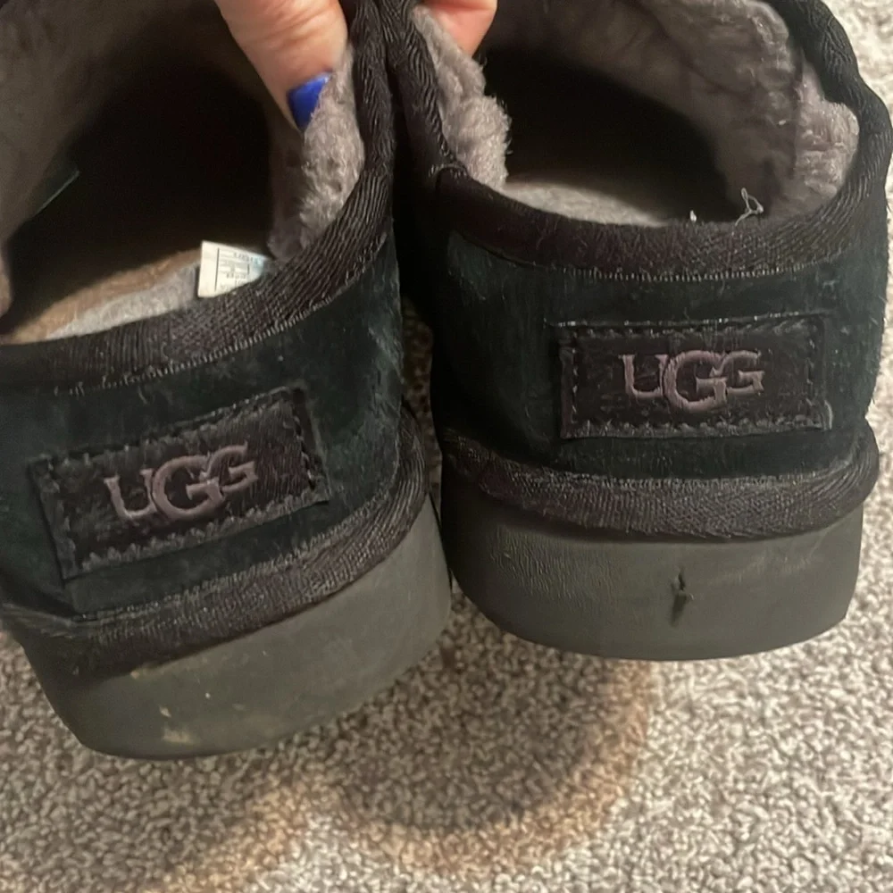 Ugg Classic Shearling Suede Slipper - Picture 6 of 11